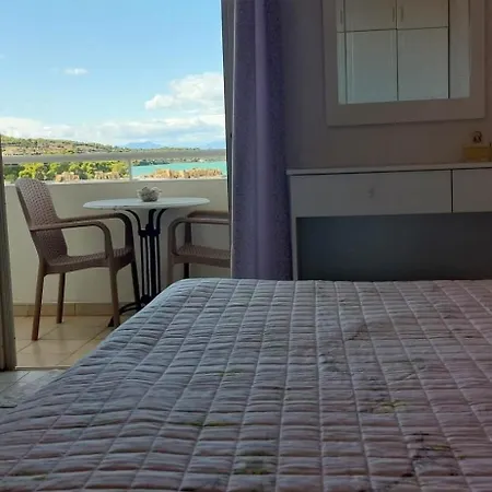 Bay View * Порто Хели